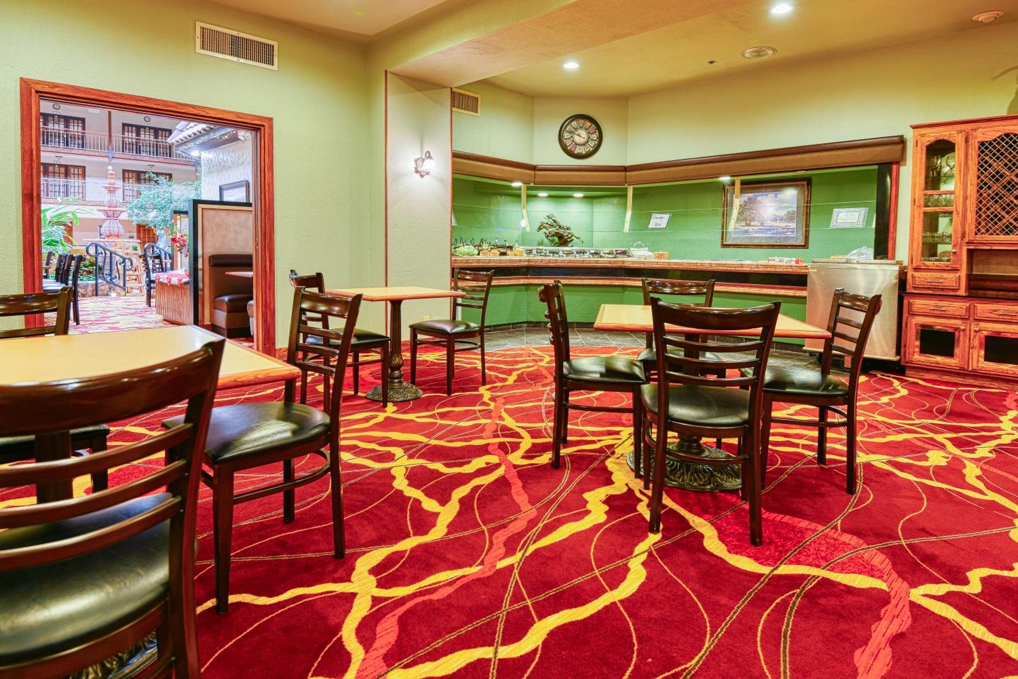 MCM Elegante Suites Abilene Exterior foto